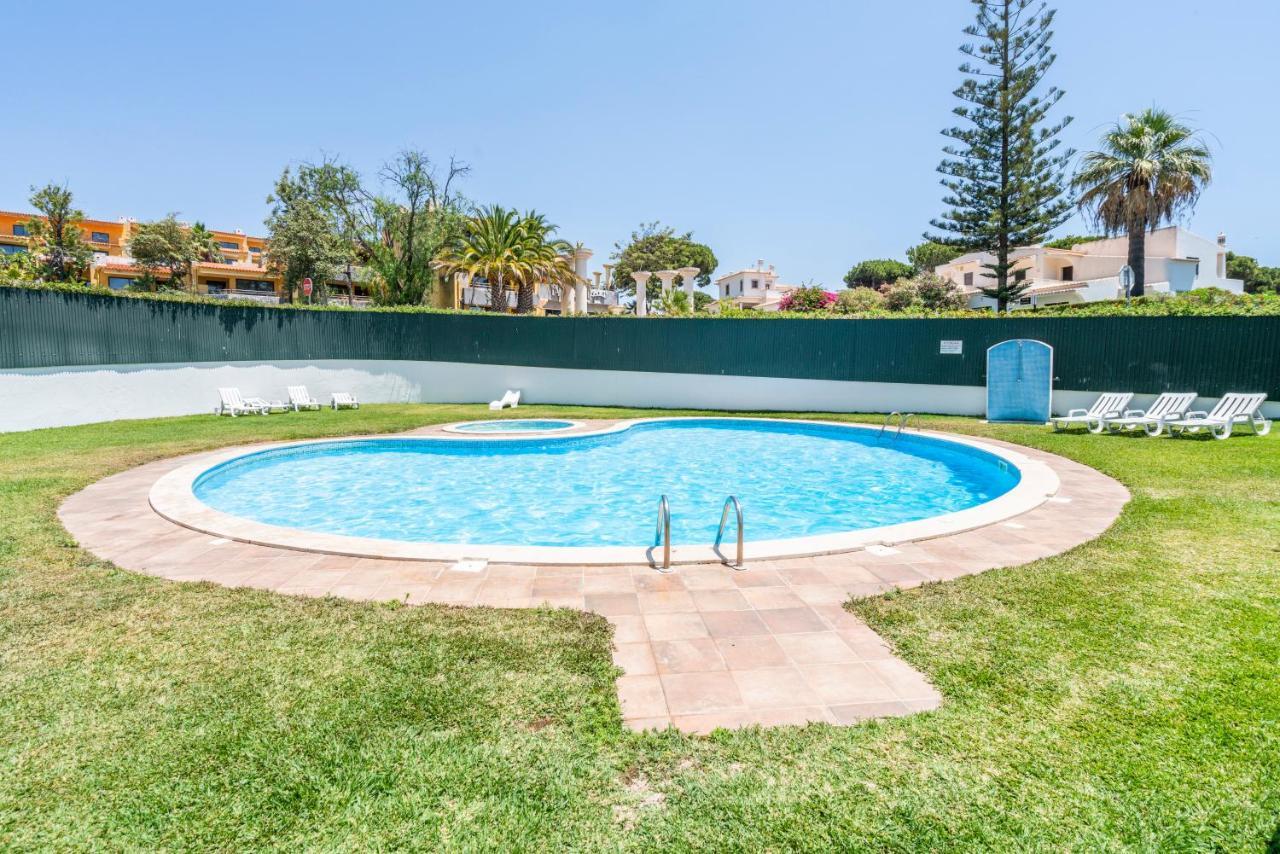 Lovely 1Bed Flat Short Walk To The Marina Vilamoura クアルテイラ エクステリア 写真